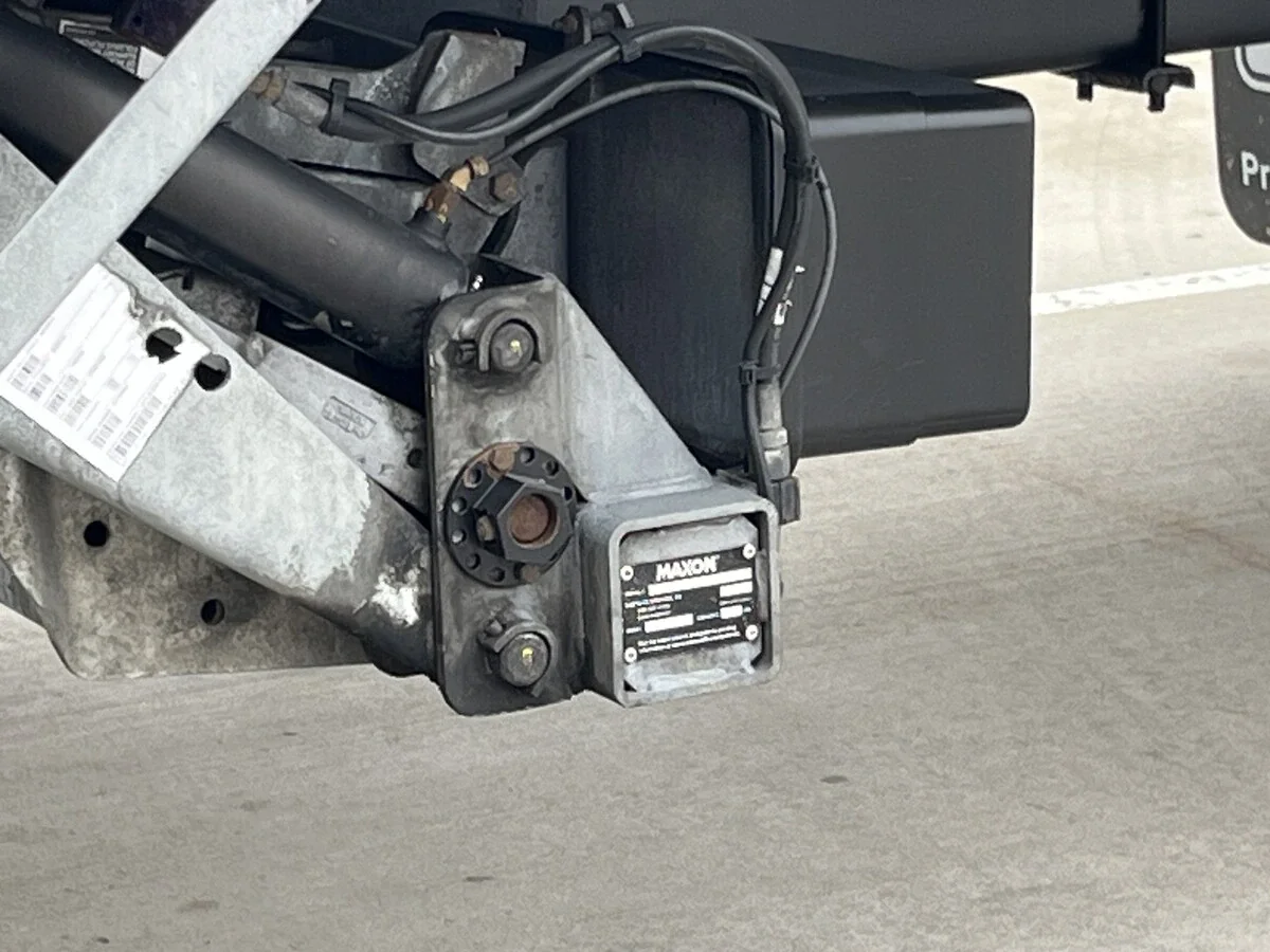 2022 International MV - image 8