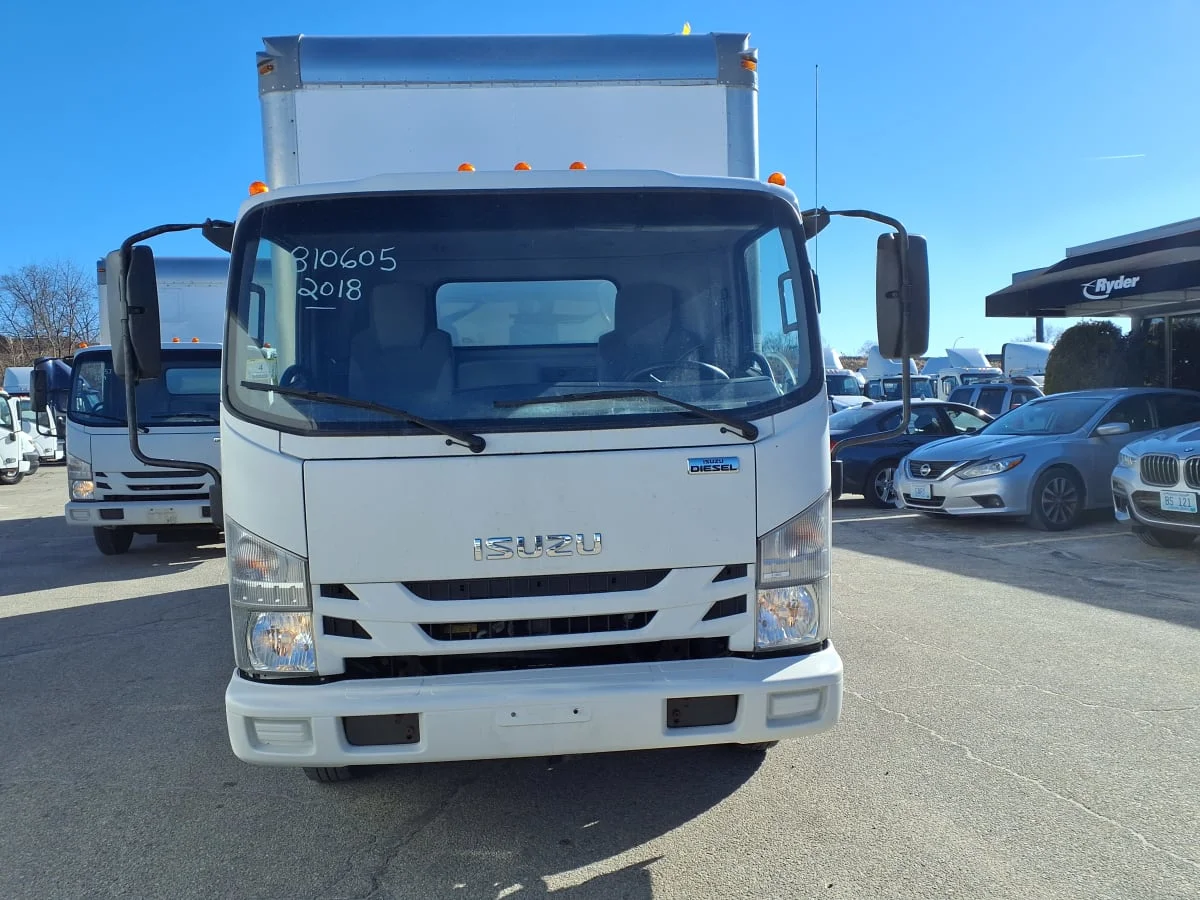 2018 Isuzu NPR - image 2