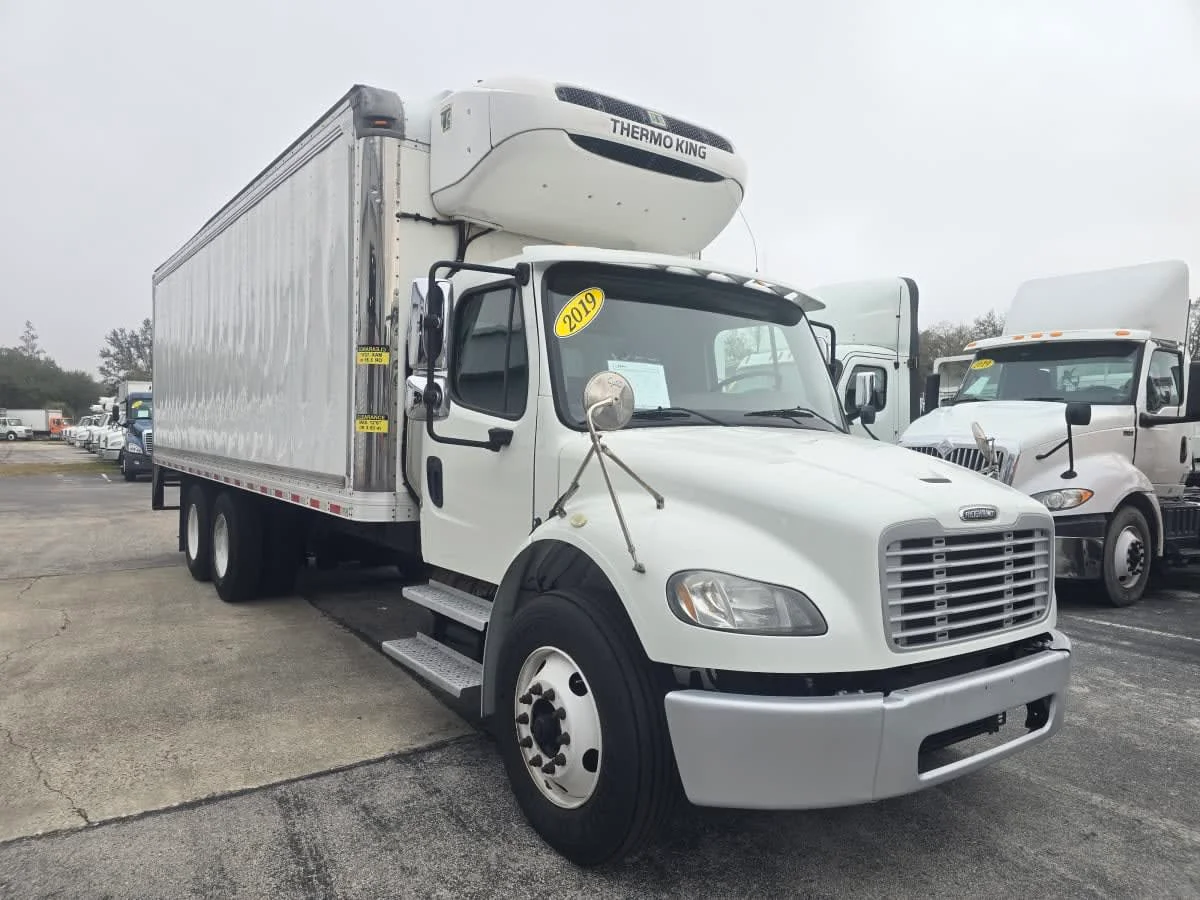 2019 Freightliner M2 106 in Tampa, FL
