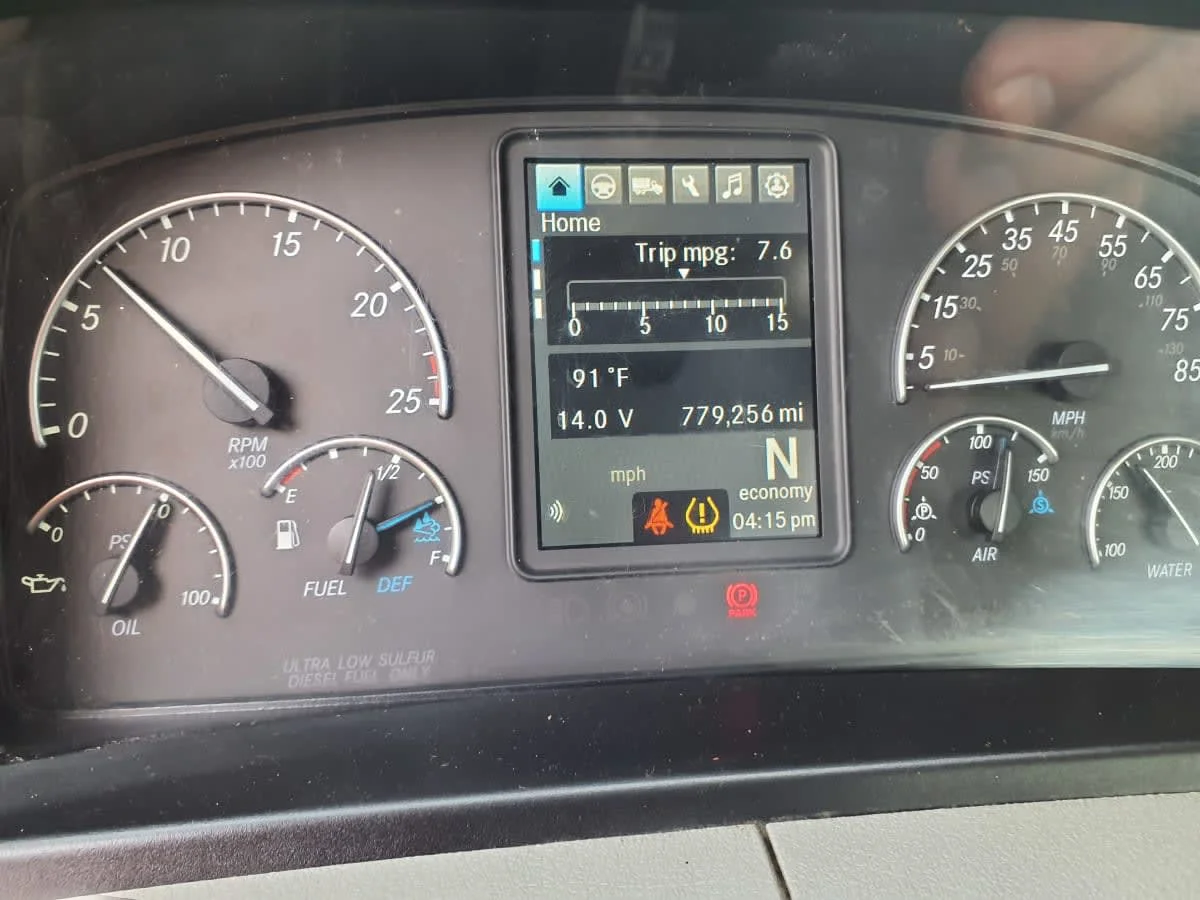 2023 Freightliner Cascadia in O'fallon, MO — photo 11