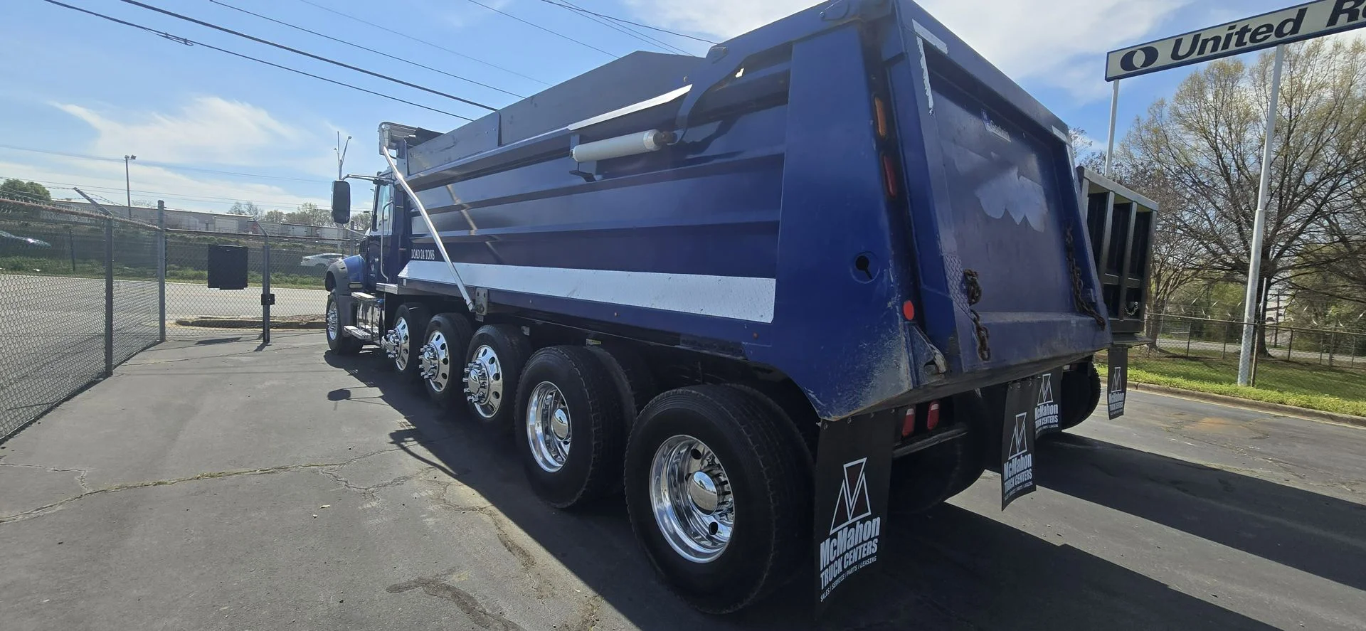 2022 Mack Granite in Charlotte, NC — photo 6