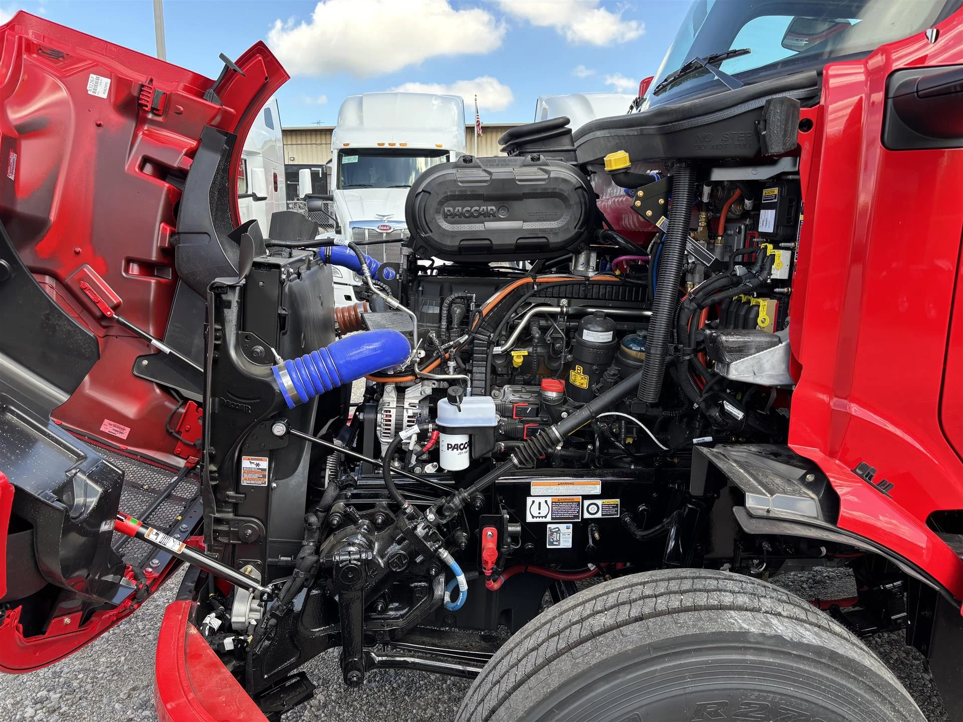 2027 Peterbilt 579 in Canton, OH — photo 5