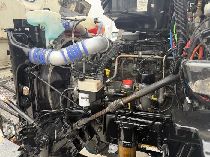 2020 Peterbilt 567 - image 18