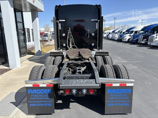 2025 Kenworth W900 - image 5