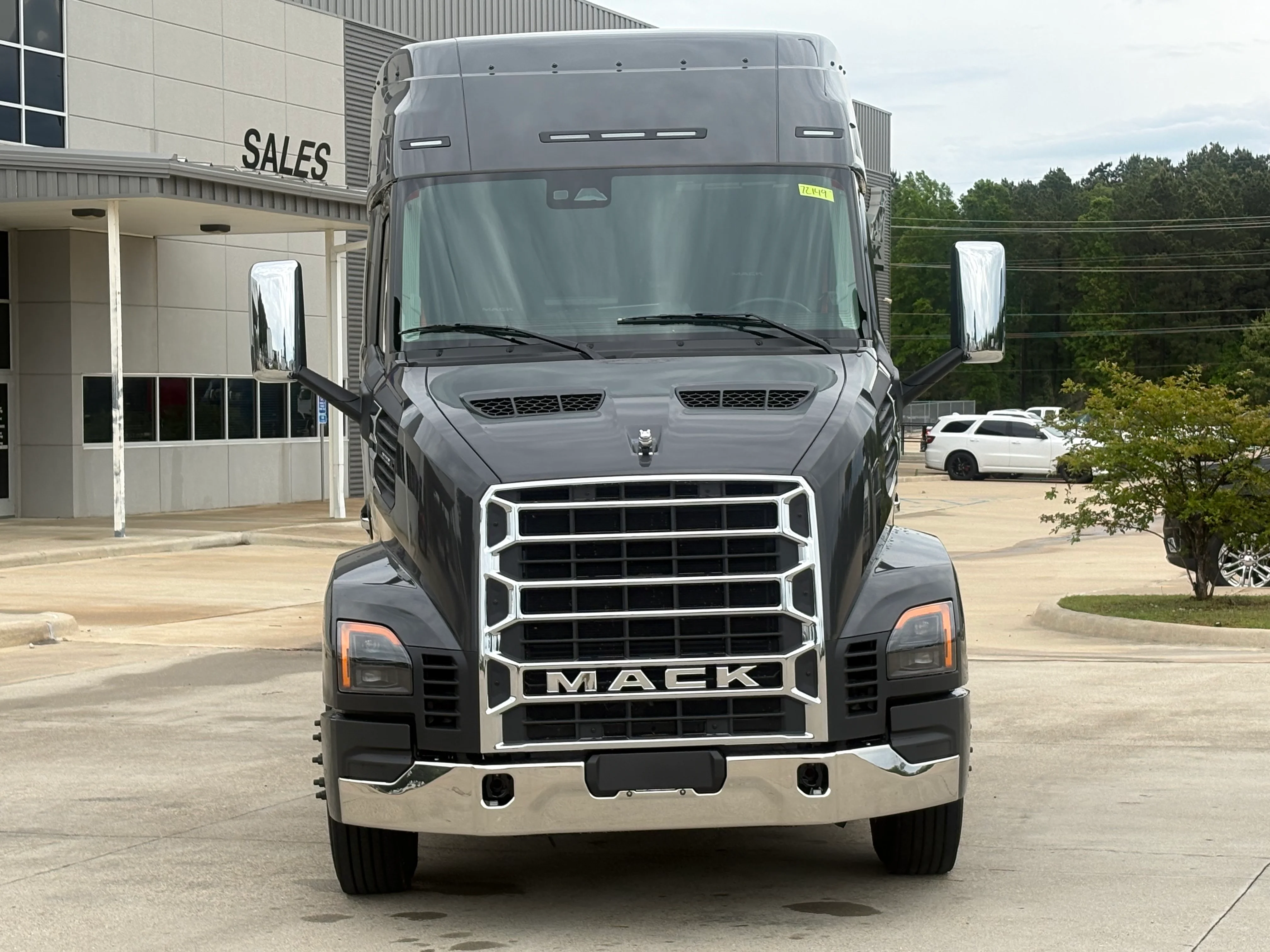 2027 Mack Anthem in Shreveport, LA — photo 2