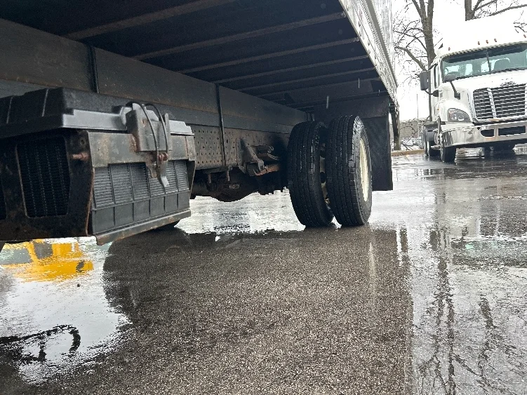 2019 Isuzu NPR - image 5