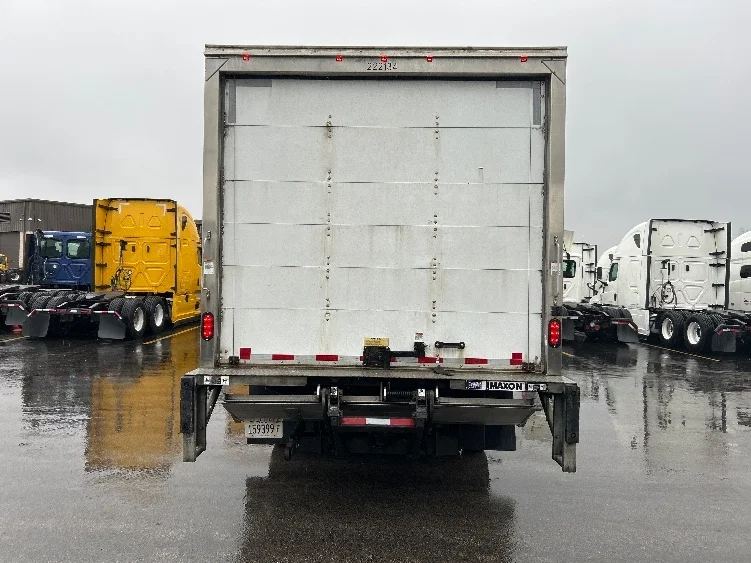 2019 Isuzu NPR - image 7