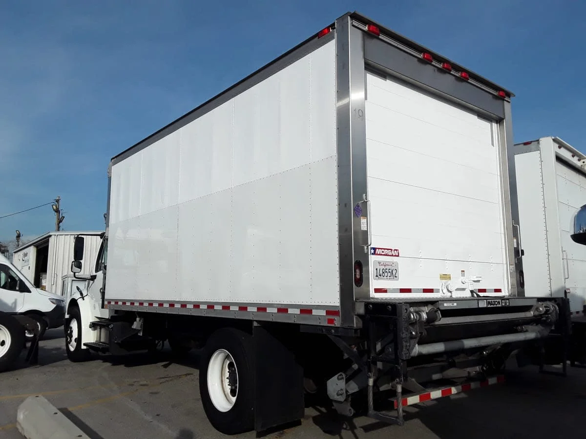 2018 Freightliner M2 106 in San Diego, CA — photo 6