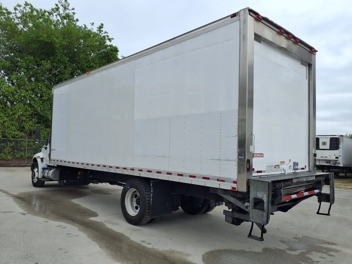 2018 International 4300 in Davie, FL — photo 6