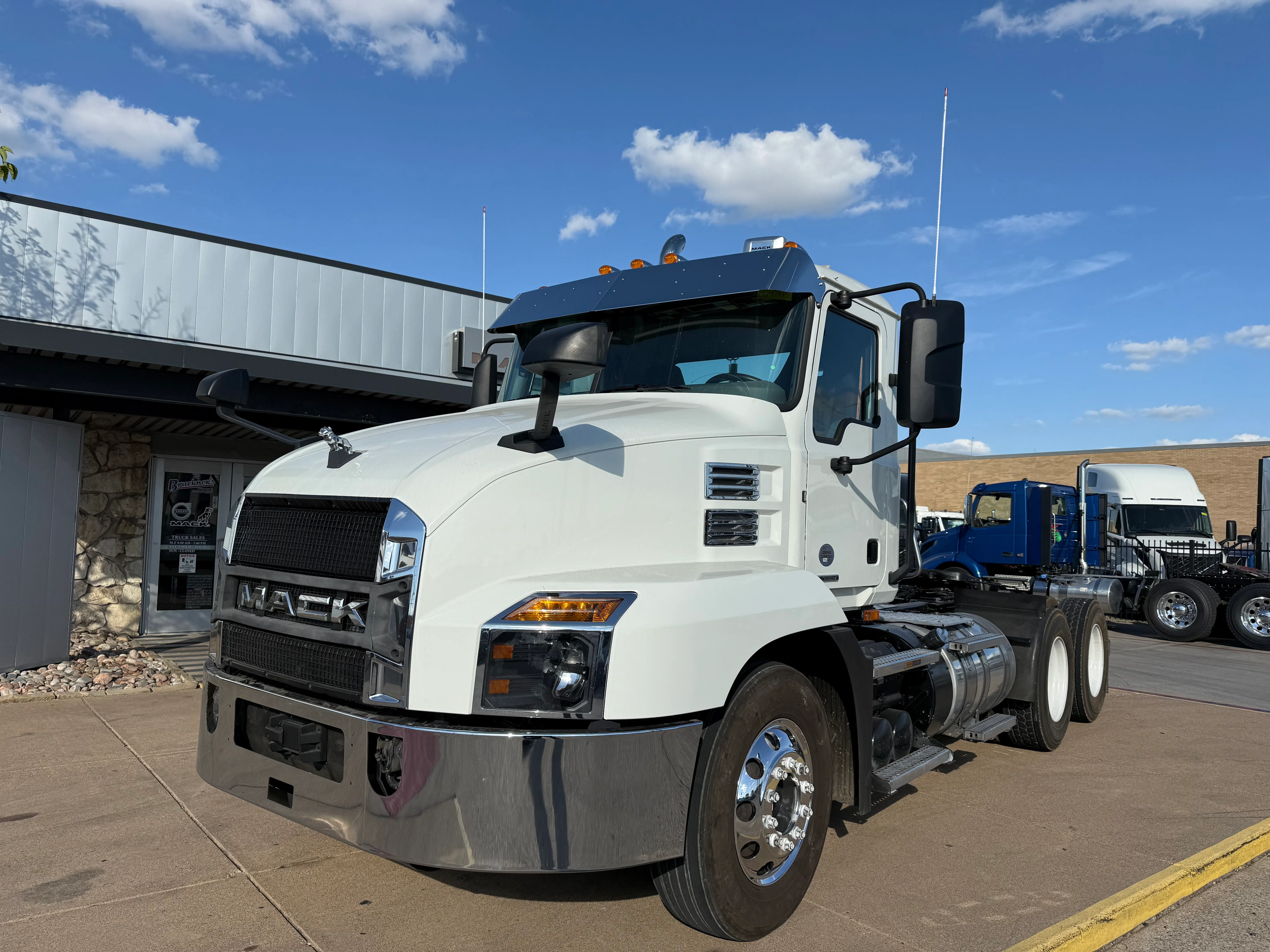 2021 Mack Anthem in Tulsa, OK