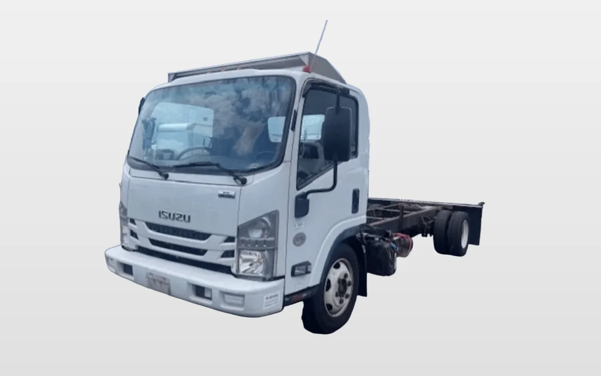 2019 Isuzu NQR - image 1