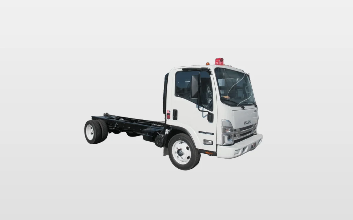 2025 Isuzu - image 1