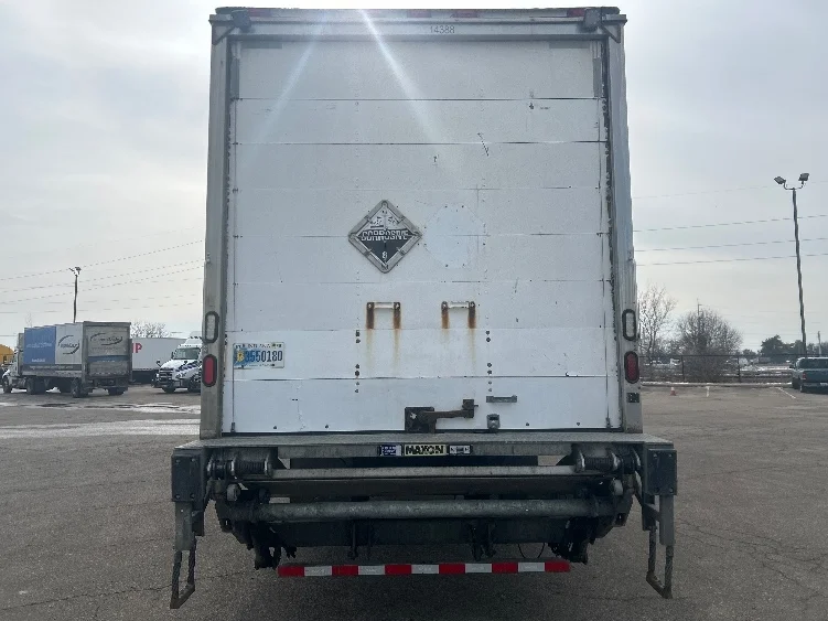 2023 Freightliner M2 106 - image 7