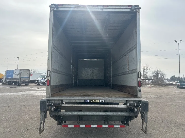 2023 Freightliner M2 106 - image 8