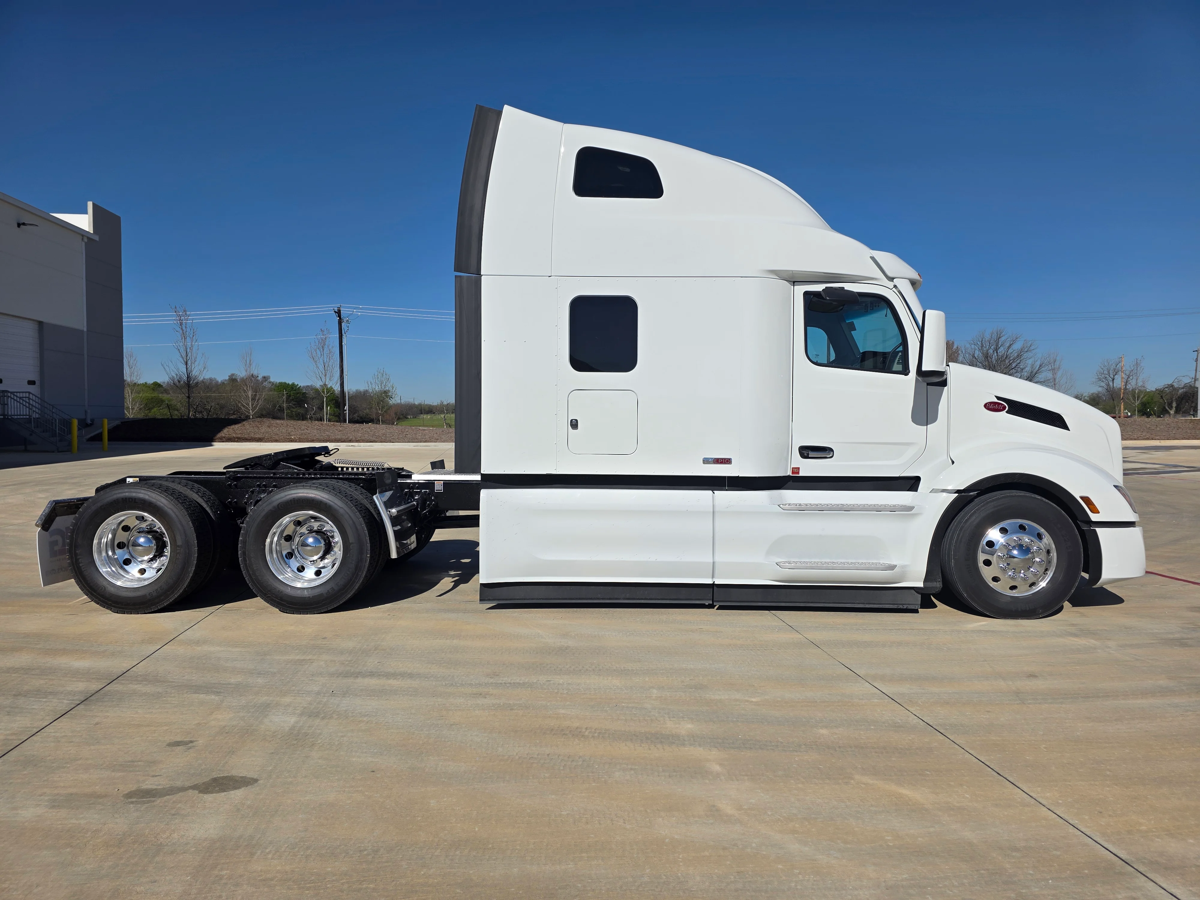 2027 Peterbilt 579 in Dunn, NC — photo 6