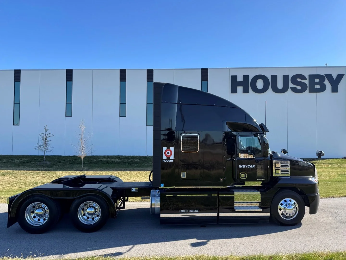 2022 Mack Anthem 64T Sleeper - image 7