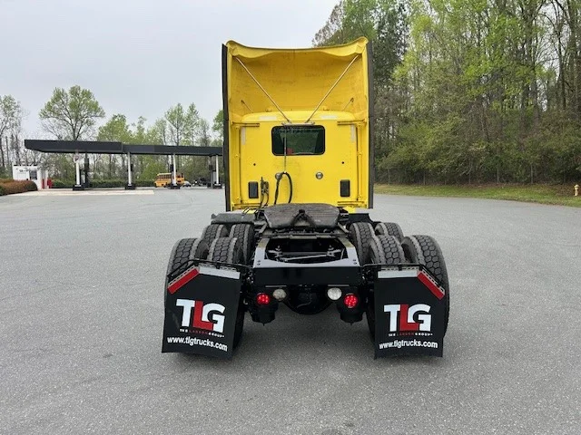 2020 Peterbilt 579 in Charlotte, NC — photo 5