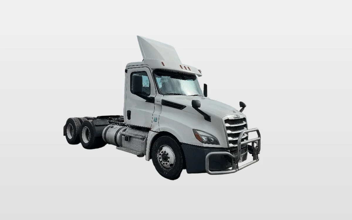 2019 Freightliner - image 1