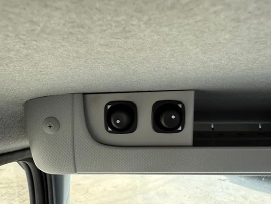 2025 Isuzu NRR in Raleigh, NC — photo 8