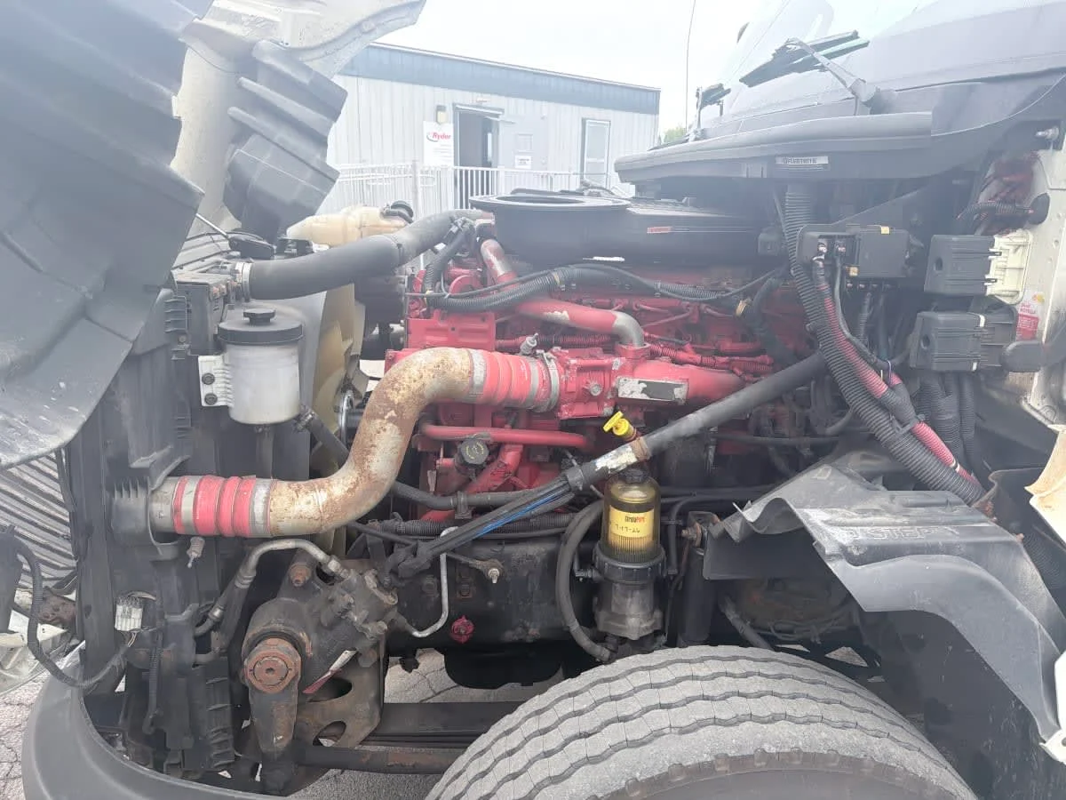 2020 International LT in Syracuse, NY — photo 8