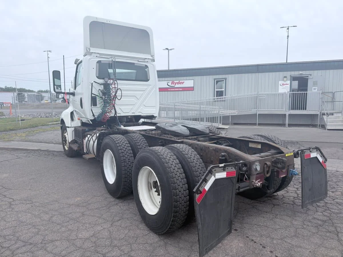 2020 International LT in Syracuse, NY — photo 6