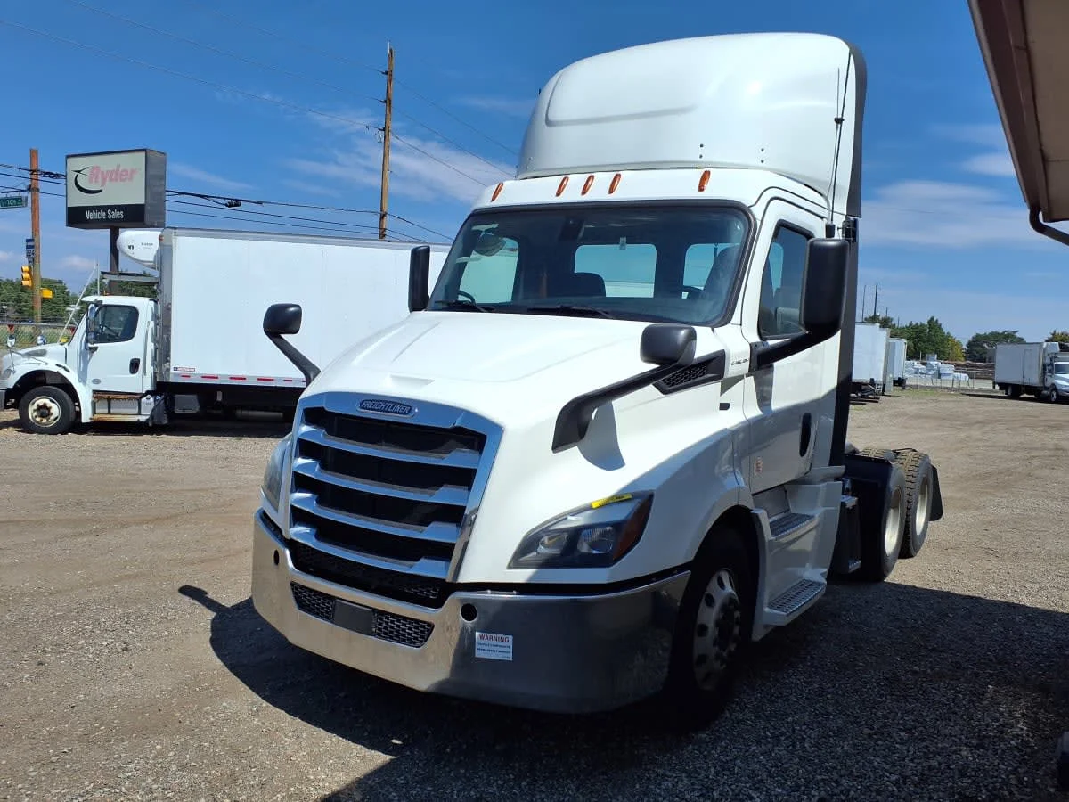 2020 Freightliner Cascadia