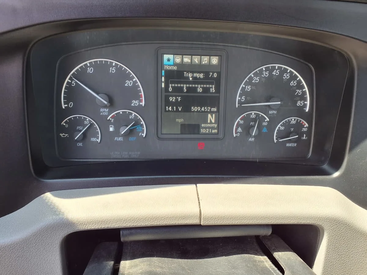 2020 Freightliner Cascadia in Commerce City, CO — photo 9