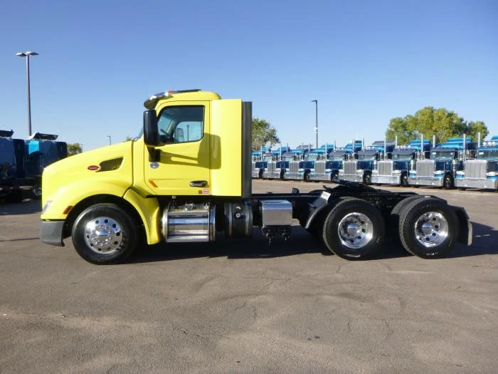 2021 Peterbilt 579 in Grand Island, NE — photo 5