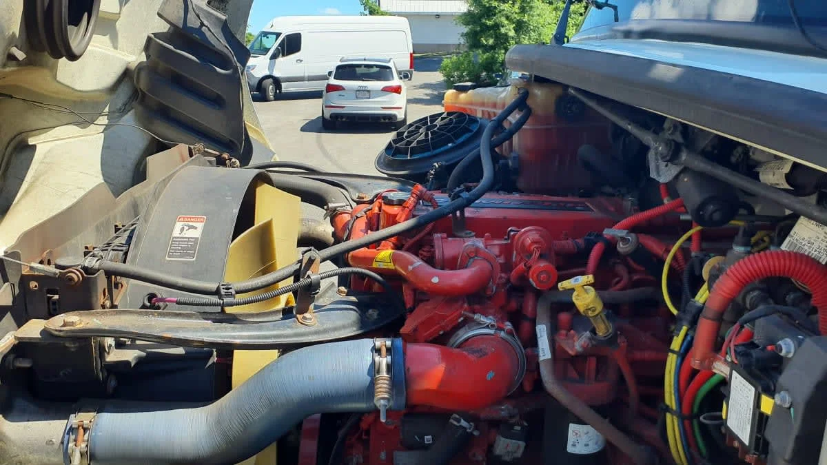 2019 Freightliner M2 106 in Norwood, MA — photo 10