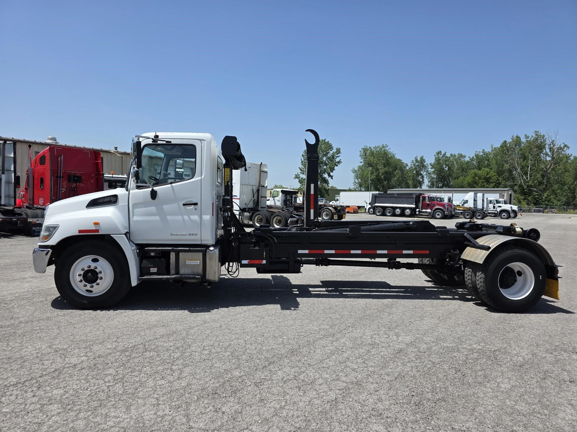 2018 Hino in Findlay, OH — photo 2