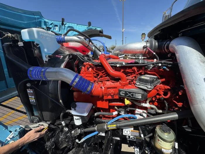 2027 Peterbilt 589 - image 23