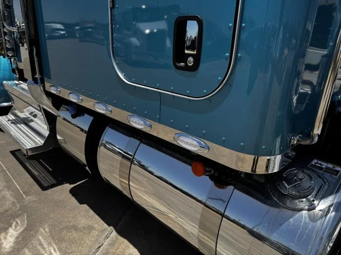 2027 Peterbilt 589 in Houston, TX — photo 12