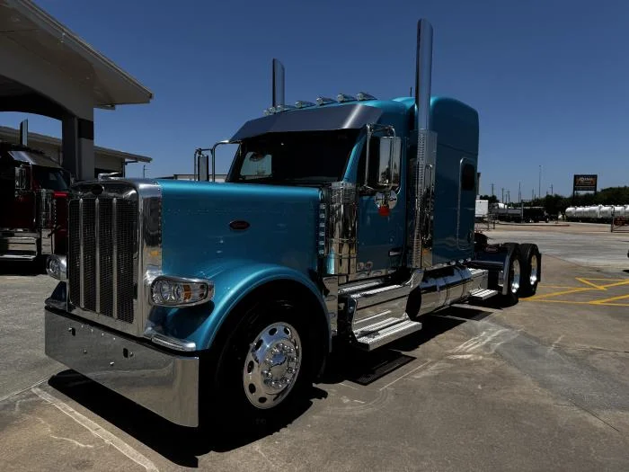 2027 Peterbilt 589 in Houston, TX — photo 4