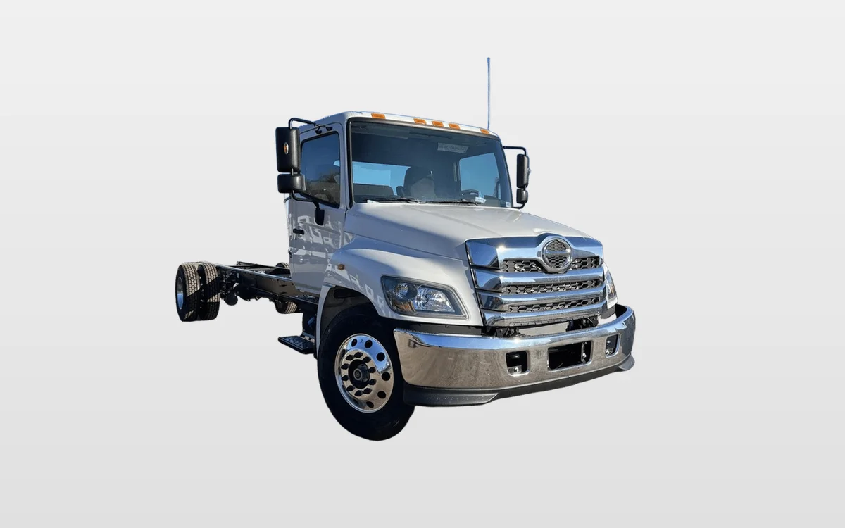 2026 Hino L6 - image 1