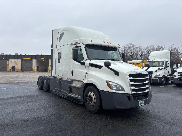 2022 Freightliner Cascadia in Indianapolis, IN