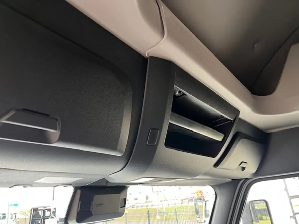 2026 Freightliner Cascadia - image 13