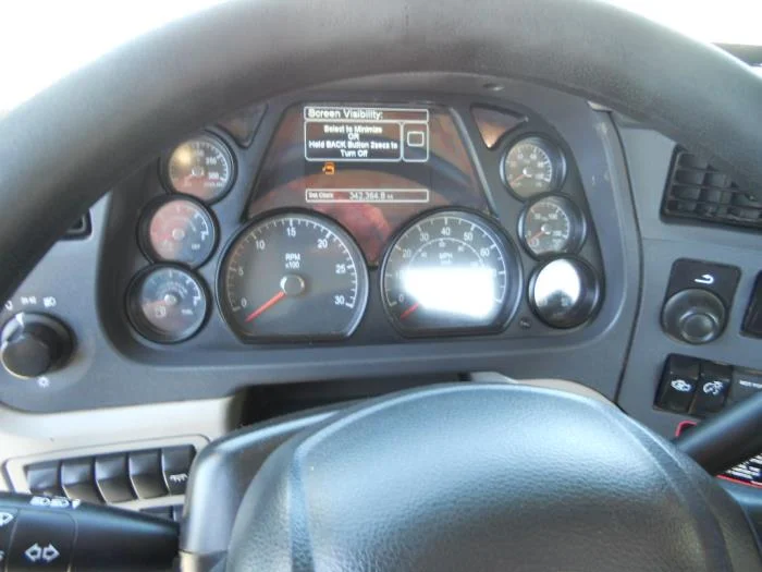 2020 Peterbilt 567 - image 8