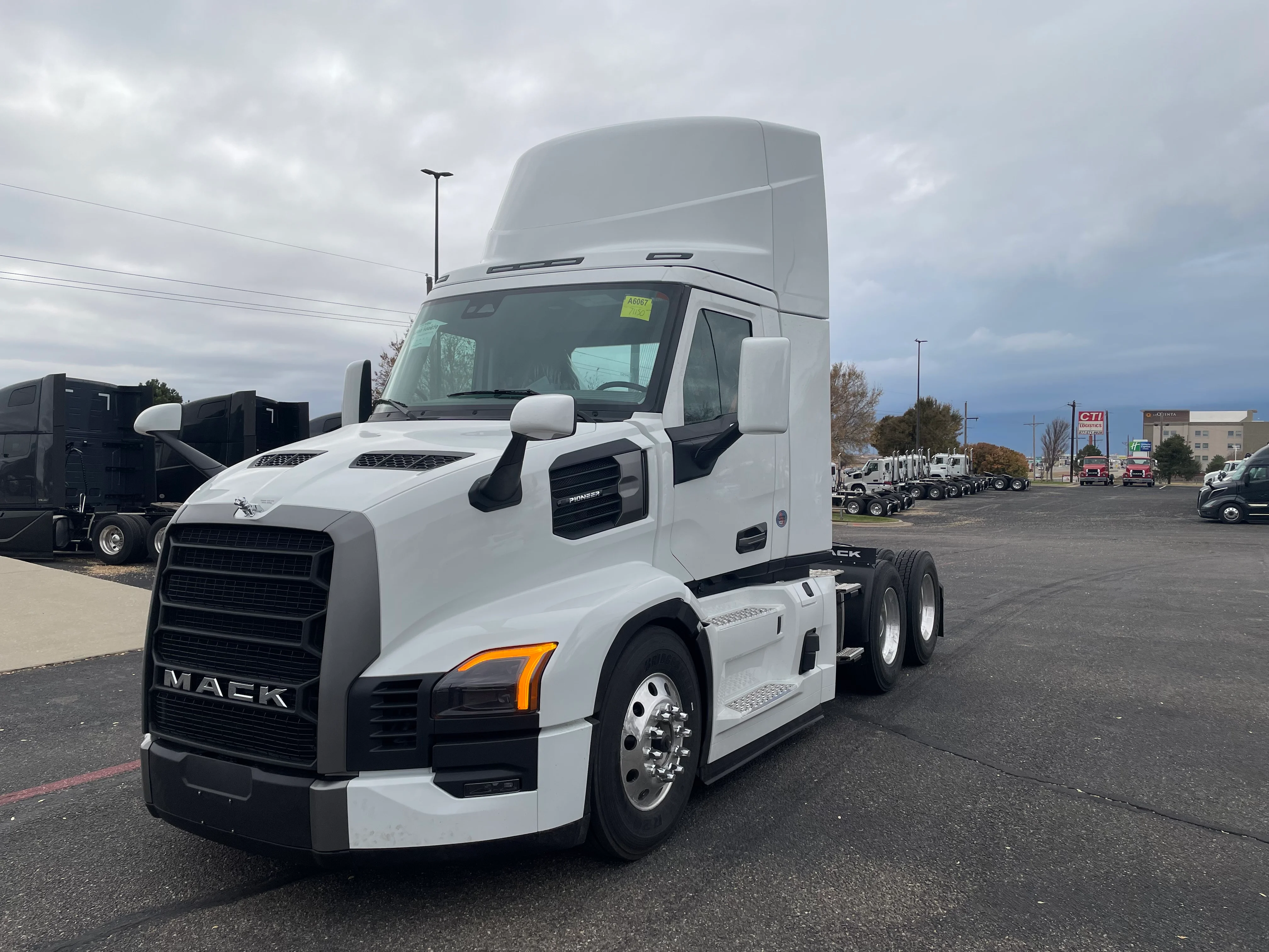 2026 Mack Pinnacle in Tye (Abilene), TX