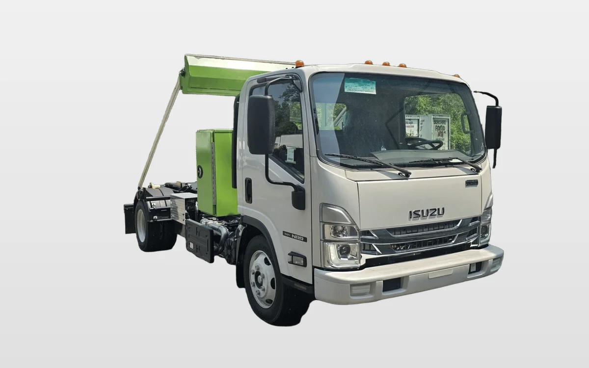 2024 Isuzu NRR - image 1