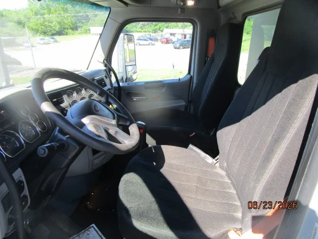 2019 Peterbilt 567 in Butler, PA — photo 14