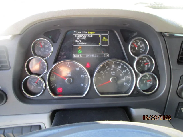2019 Peterbilt 567 in Butler, PA — photo 13