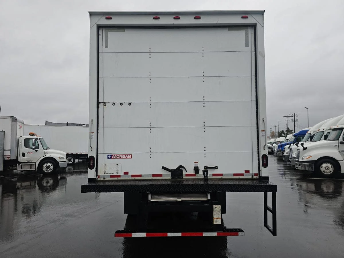 2019 Freightliner M2 106 in Tacoma, WA — photo 5