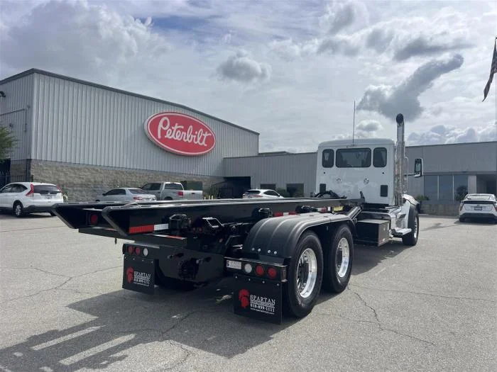 2027 Peterbilt 567 in Sylmar, CA — photo 8