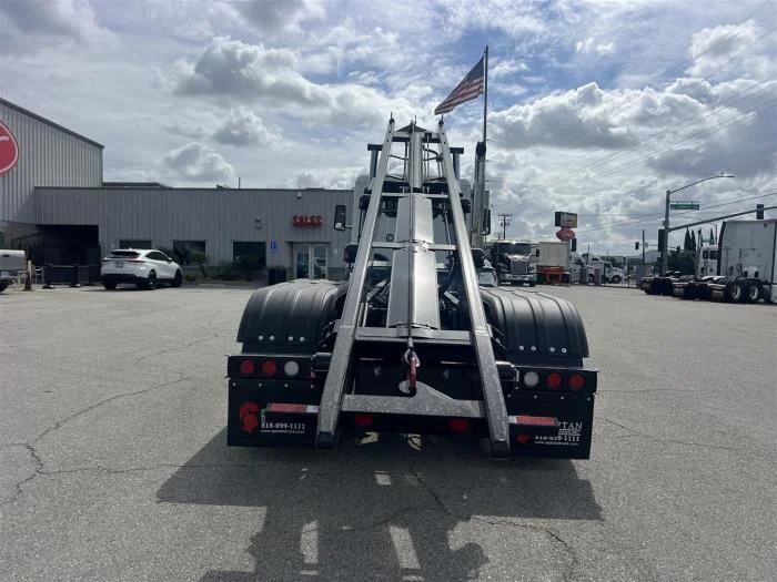 2027 Peterbilt 567 in Sylmar, CA — photo 34