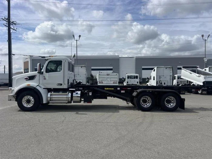 2027 Peterbilt 567 in Sylmar, CA — photo 12