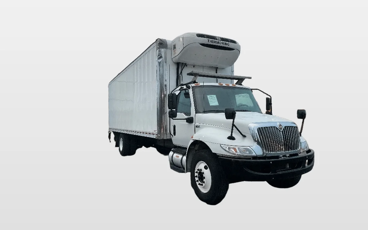 2022 International MV - image 1