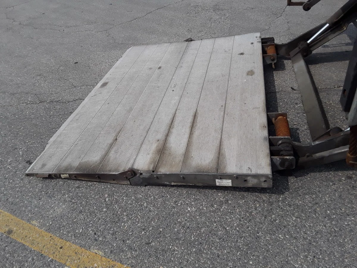 2020 Freightliner M2 106 - image 12