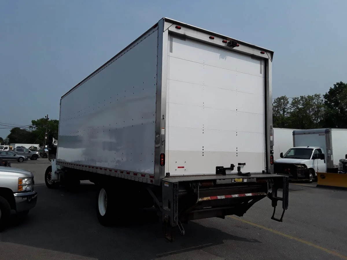 2020 Freightliner M2 106 - image 6