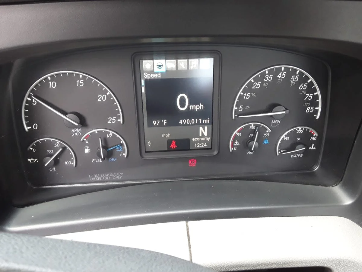 2019 Freightliner Cascadia in Allentown, PA — photo 9