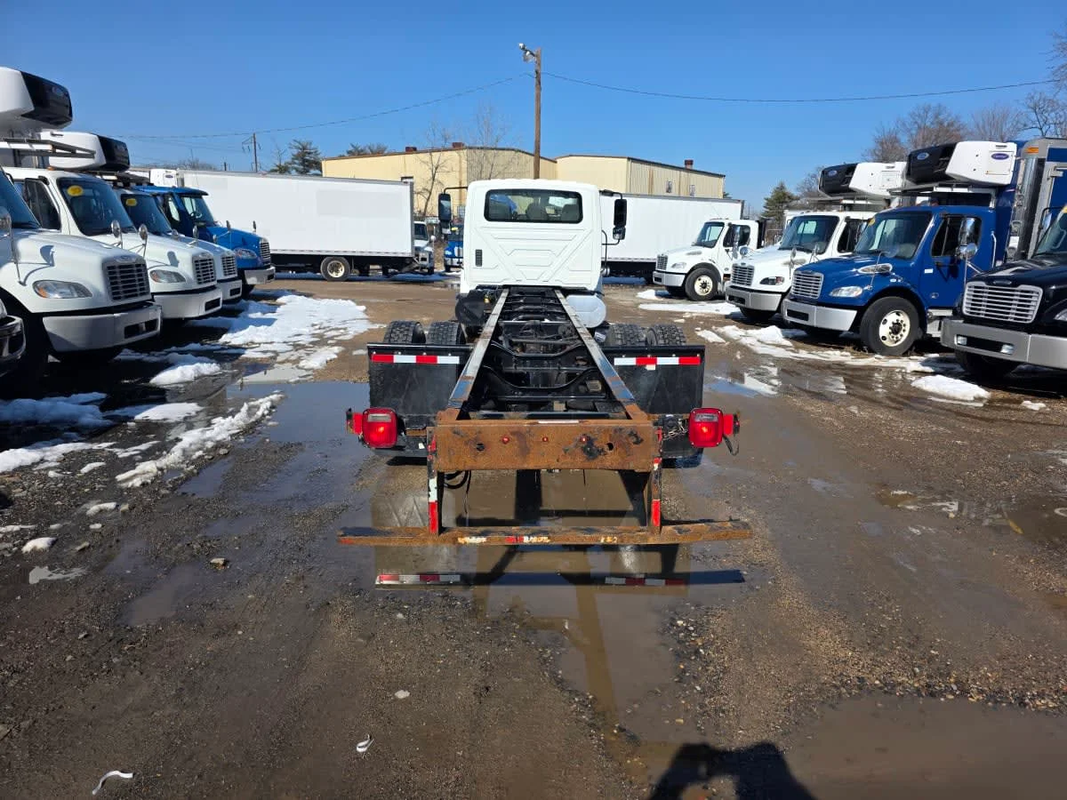 2019 International 4300 in Bensalem, PA — photo 5